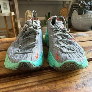 Nike Space Hippie 04 Green Glow Sneakers Size 8.5 Mens